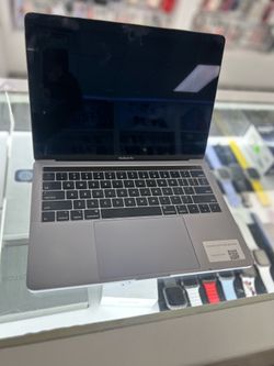 MacBook Pro 2019 512gb 16GB i7