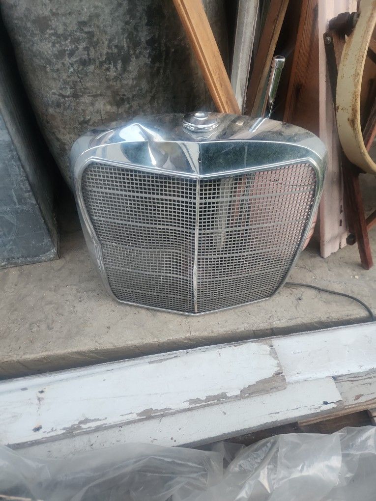 Vintage Mercedes Grill
