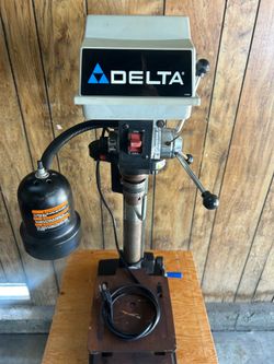 Drill DELTA  DP300L con mesa.