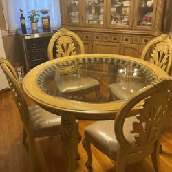 Real Wood 4 Chair Table