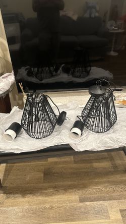 BLACK METAL FRAME CEILING LAMPS