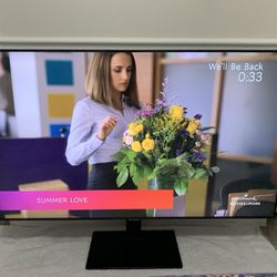 55" Samsung  Smart Tv With Remote! Almost New + Tv Stand