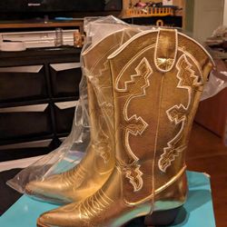 Gold Women's Cowboy Boots.