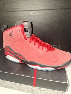 BASKETBALL SHOES SZ 11.5