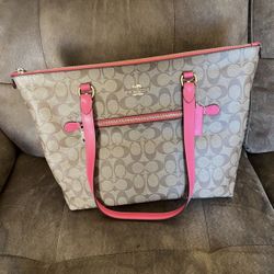 Pink Coach Tote Bag -PRICE IF FIRM -NEED IT GONE ASAP —