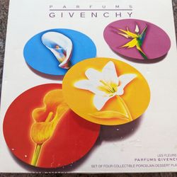 Vtg New Givenchy Set of 4 Porcelain Dessert Plates Floral Print