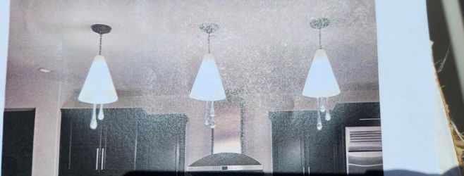 Set of 3 beautiful pendent lights with rain drops