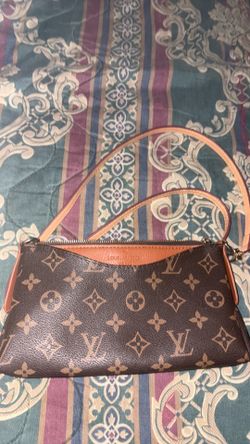 Louis Vuiton bag
