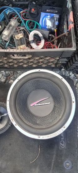 Audiobahn subwoofer