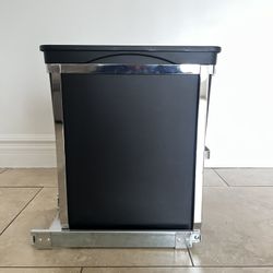 Simplehuman Under Counter Pull-Out Can 