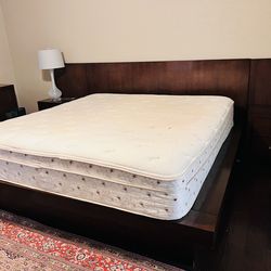 King Bedroom set, 2 side tables, 6 drawer dresser