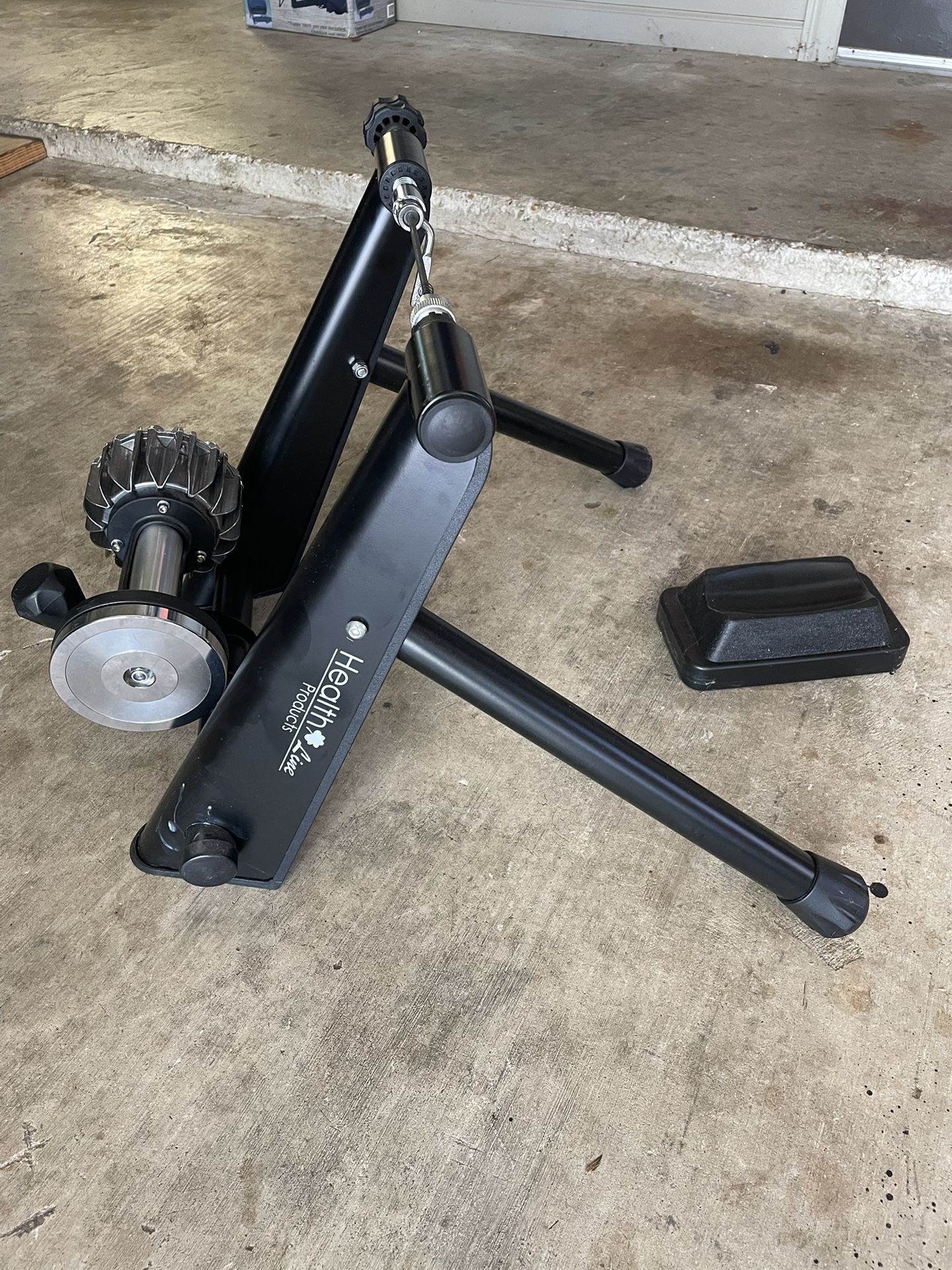 HealthLine Bicycle Trainer