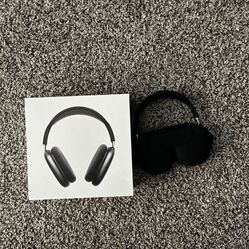 Airpod max headphones 