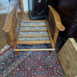 Antique Oak Chair ( Make Offer)