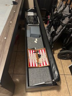 Pool table / dining table/ ping pong table