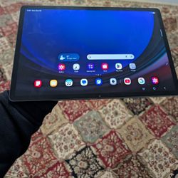 Samsung Galaxy Tab S9+ 12.4" 256GB Wi-Fi