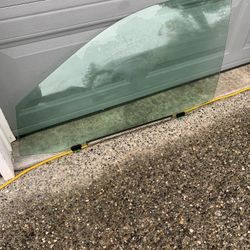 Lexus driver side glass .