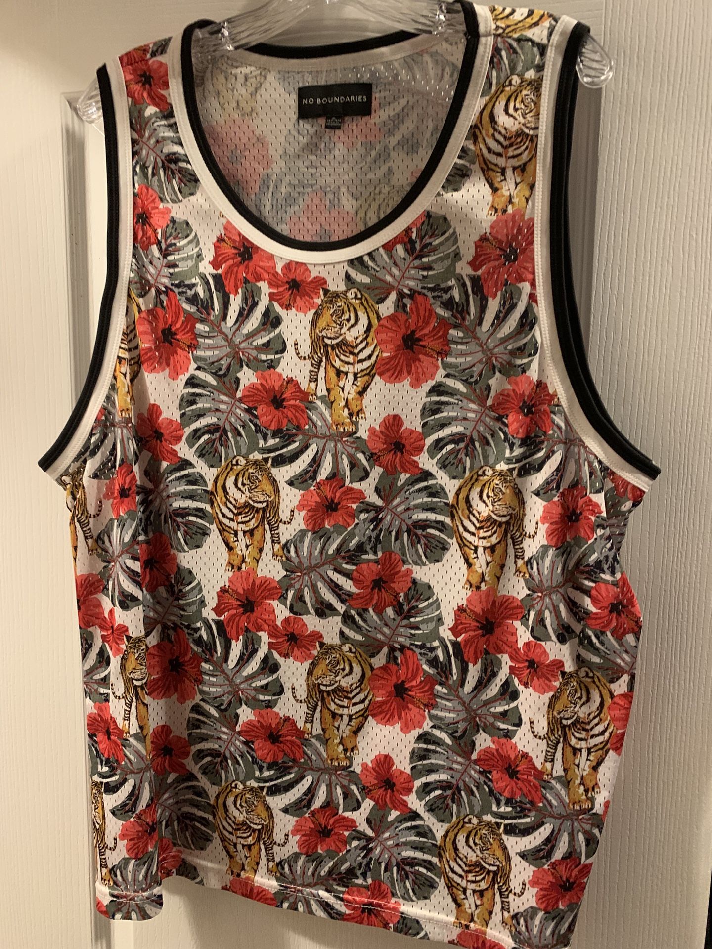 Men’s Tiger & Tropical Flowers & Leaves Tank Shirt, Size XL, Has Breathable Material