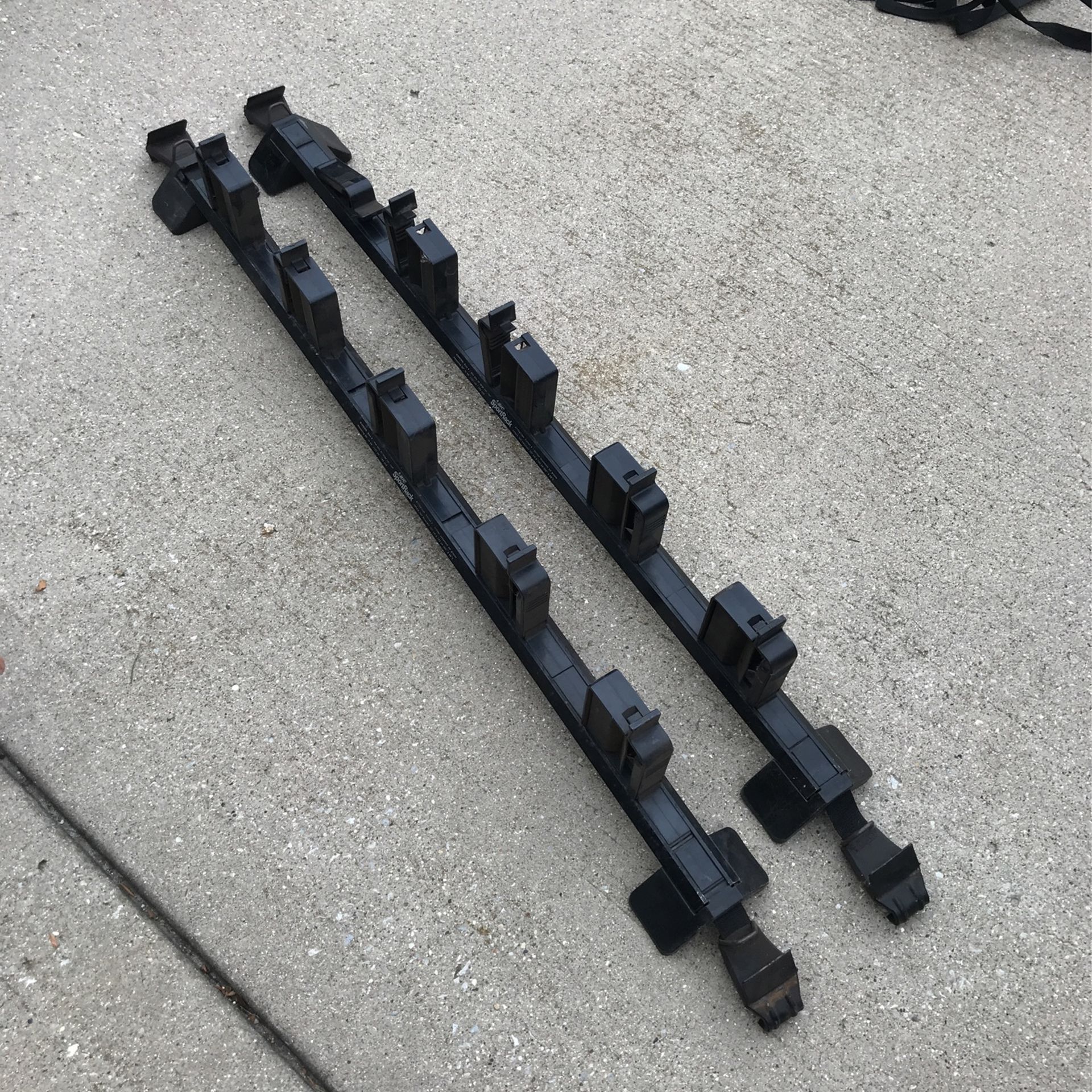 BIC SportRack System Sport Rack Ski Roof Mount Rack 50"- 56" Gutter Rail Vintage Size 9 For Large Cars