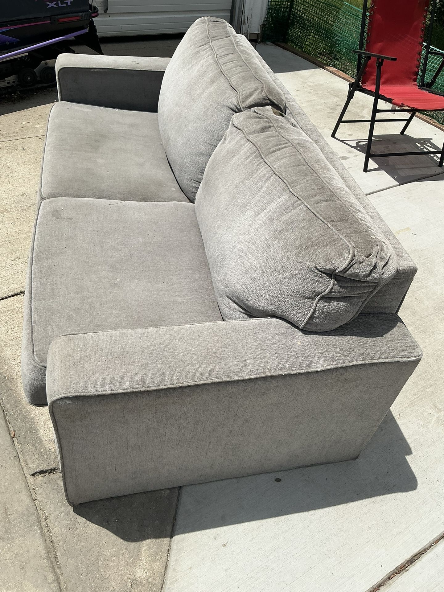 FREE,,,l SOFT GRAY COMFORTABLE SOFA