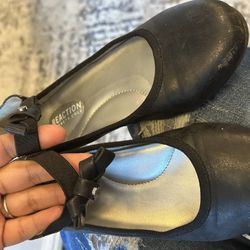 Girls Shoe Flats Size 2