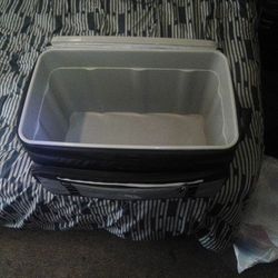 Portable Ice Cooler 
