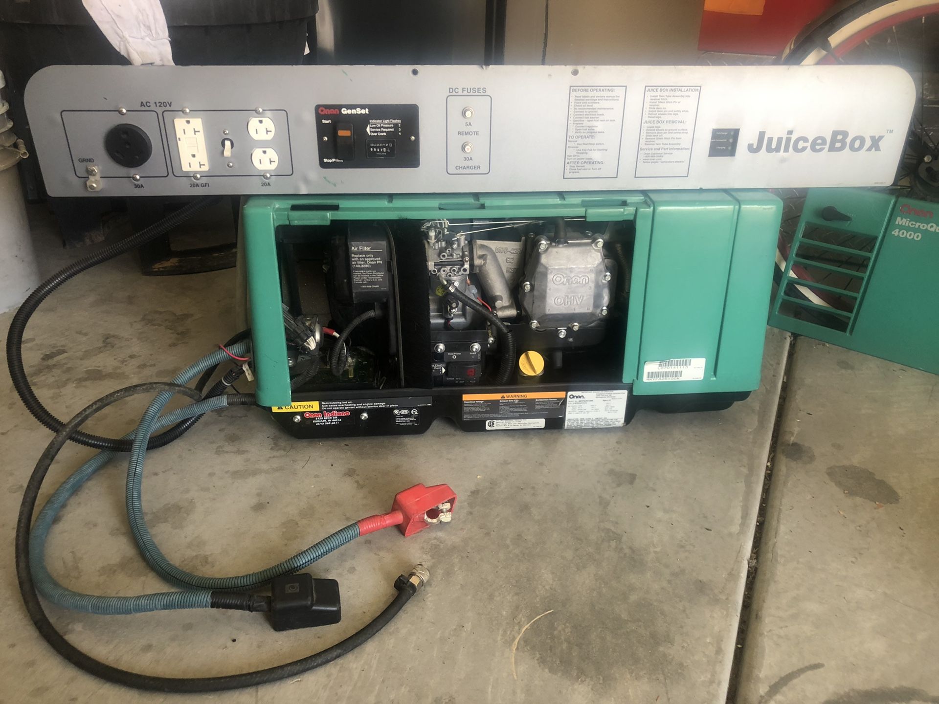 Onan MicroQuite 4000 Generator Model 4KYFA261005 With Juicebox Housing