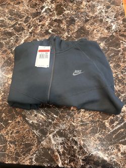 Black Nike Men's Tech Fleece Full-Zip Windrunner Hoodie