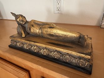 Gold Reclining Buddha Decor