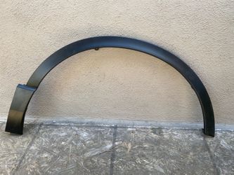 17-22 Honda CR-V Front Right Wheel Arch Molding (OEM) 74115-TLA-AO