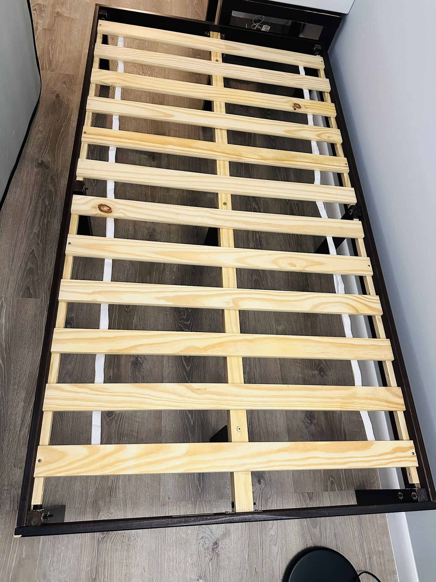 Twin Size Bed High Espresso Brown Wood w Mattress