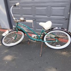 ELECTRA THREE SPEED BEAC CRUISER