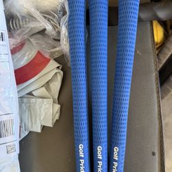3 Golf Pride Grips 