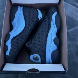 Kids 5.5 Jordan 13 Retro University Blue’s