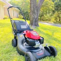 Honda HRN 166-cc 21-in Dual Blade Self-Propelled Gas Lawn Mower