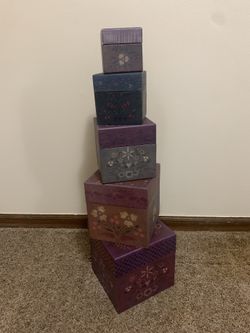 Nesting Storage Boxes