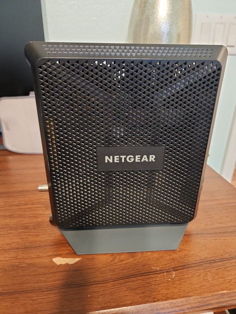 Netgear C6900 Modem/Router