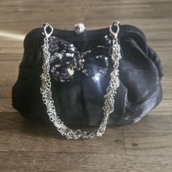 VTG  "BETSY JOHNSON" EVENINGBAG, HANDBAG,  CLUTCH PURSE SHIMMER SEQUINS BOW KISS LOCK CLOSURE 