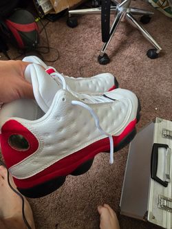 Nike SIZE 8.5 Air Jordan 13 Retro BG Sneakers White Black Red 414574-122
