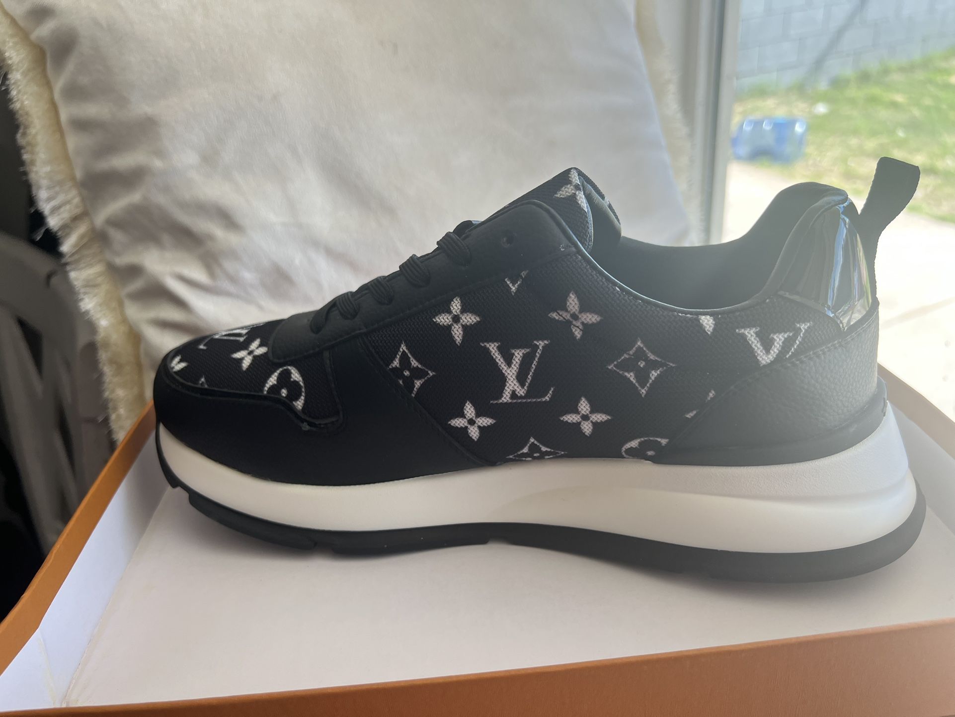 Louis Vuitton Man Shoes