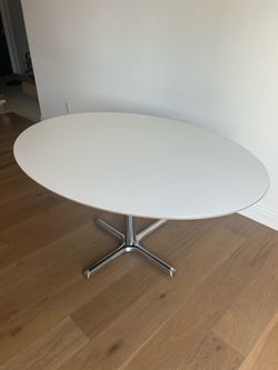 Mid Century Modern Oval Dining Table (60" x 42")