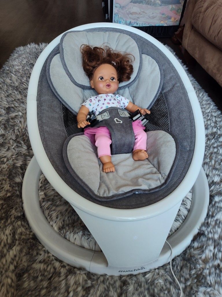 Munchkin Bluetooth Baby Swing