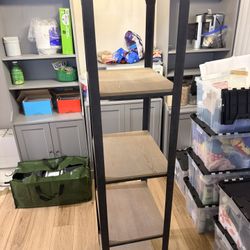 Bookcase / Bookshelf