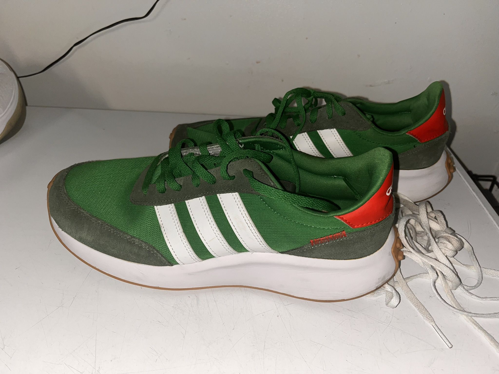 Adidas Run 70’s Shoes