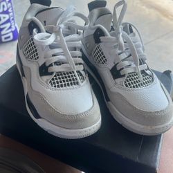 Jordan 4 Retro (kids)