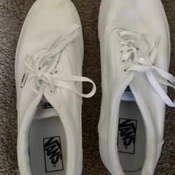 Men’s Triple White Vans Size 11