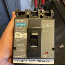 100 amp breaker