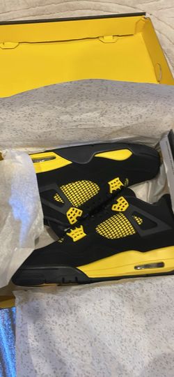 Jordan 4,s air Jordan retro size 10