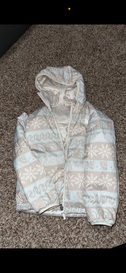The North Face Reversible girls' jacket Size 6