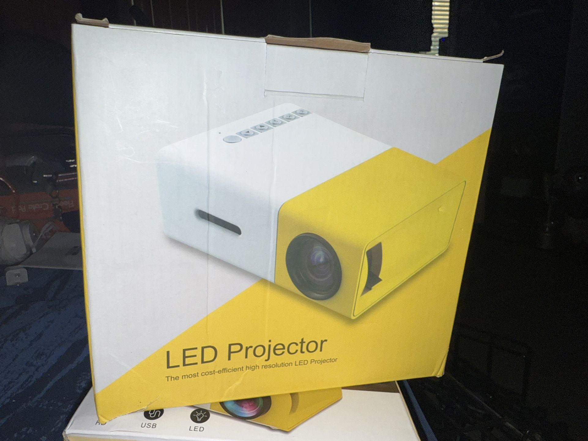LED Projector
